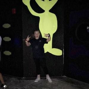 Meet your Posher, Emma